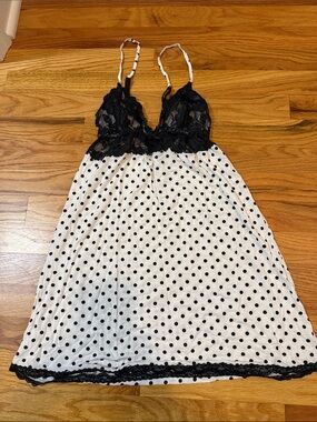 Black & White Polka Dot Lace Babydoll Chemise